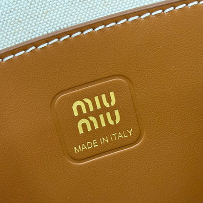 Miu Miu Geantă Exclusive - prezentare produs
