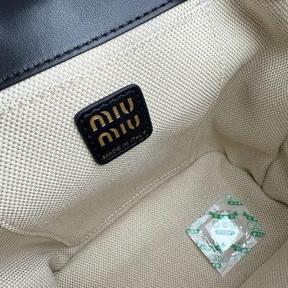 Miu Miu Geantă Exclusive Medium - prezentare produs