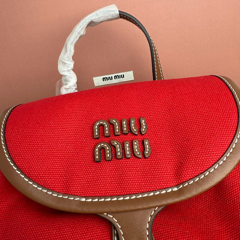 Miu Miu Geantă Exclusive Big - prezentare produs