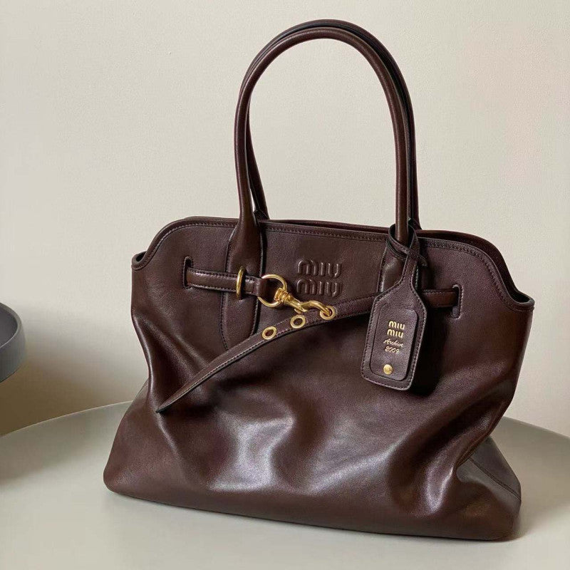 Miu Woman Geantă Exclusive - prezentare produs