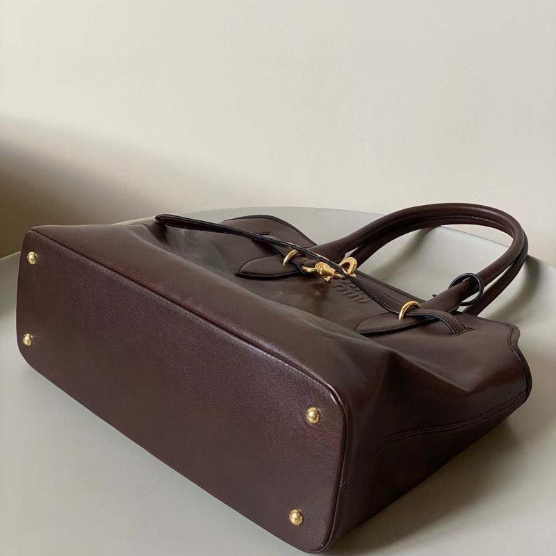 Miu Miu Woman Geantă Exclusive - prezentare produs