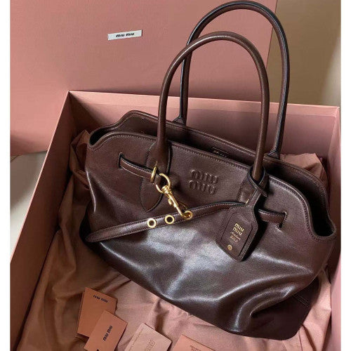 Miu Miu Woman Geantă Exclusive - prezentare produs