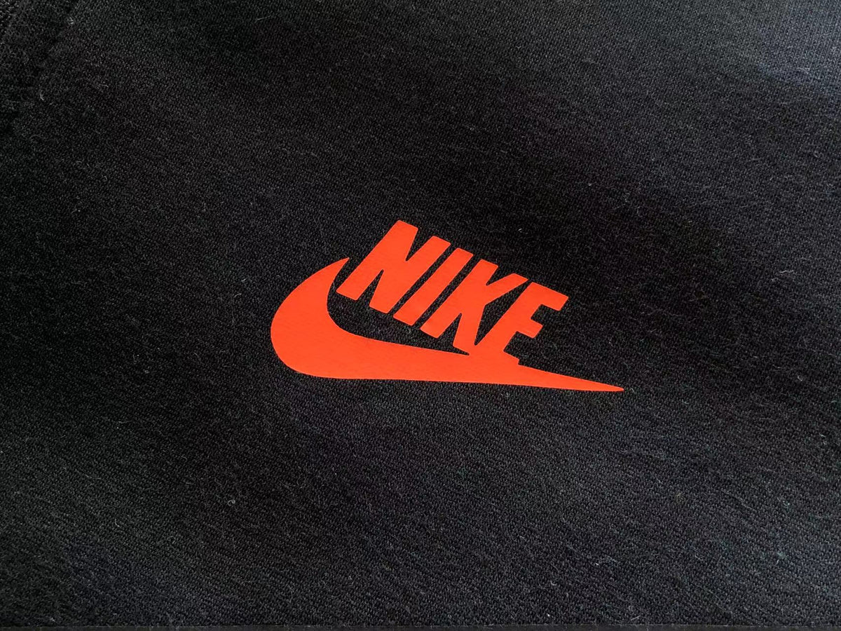 Nike Tech Fleece Negru Gri Portocaliu Logo Fleece - prezentare produs