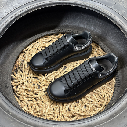 Alexander McQueen Negru Stone - prezentare produs