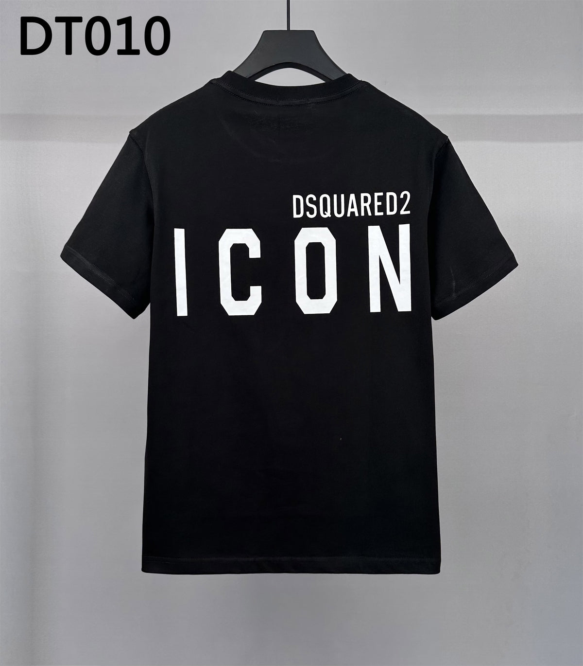 Dsquared2 T Cămașă Dt009 - prezentare produs