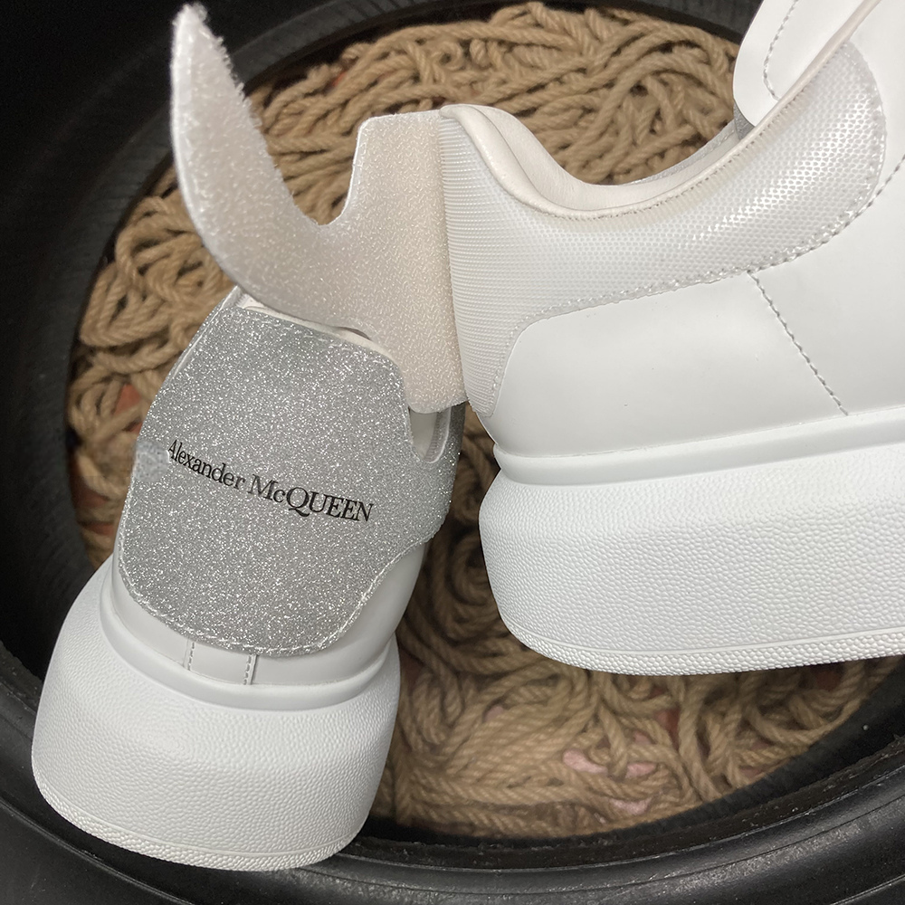 Alexander McQueen 3 Colors Pantofi sport - prezentare produs