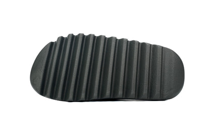 Adidas Yeezy Yeezy Slides Negru - prezentare produs