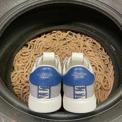 Valentino 4 - prezentare produs