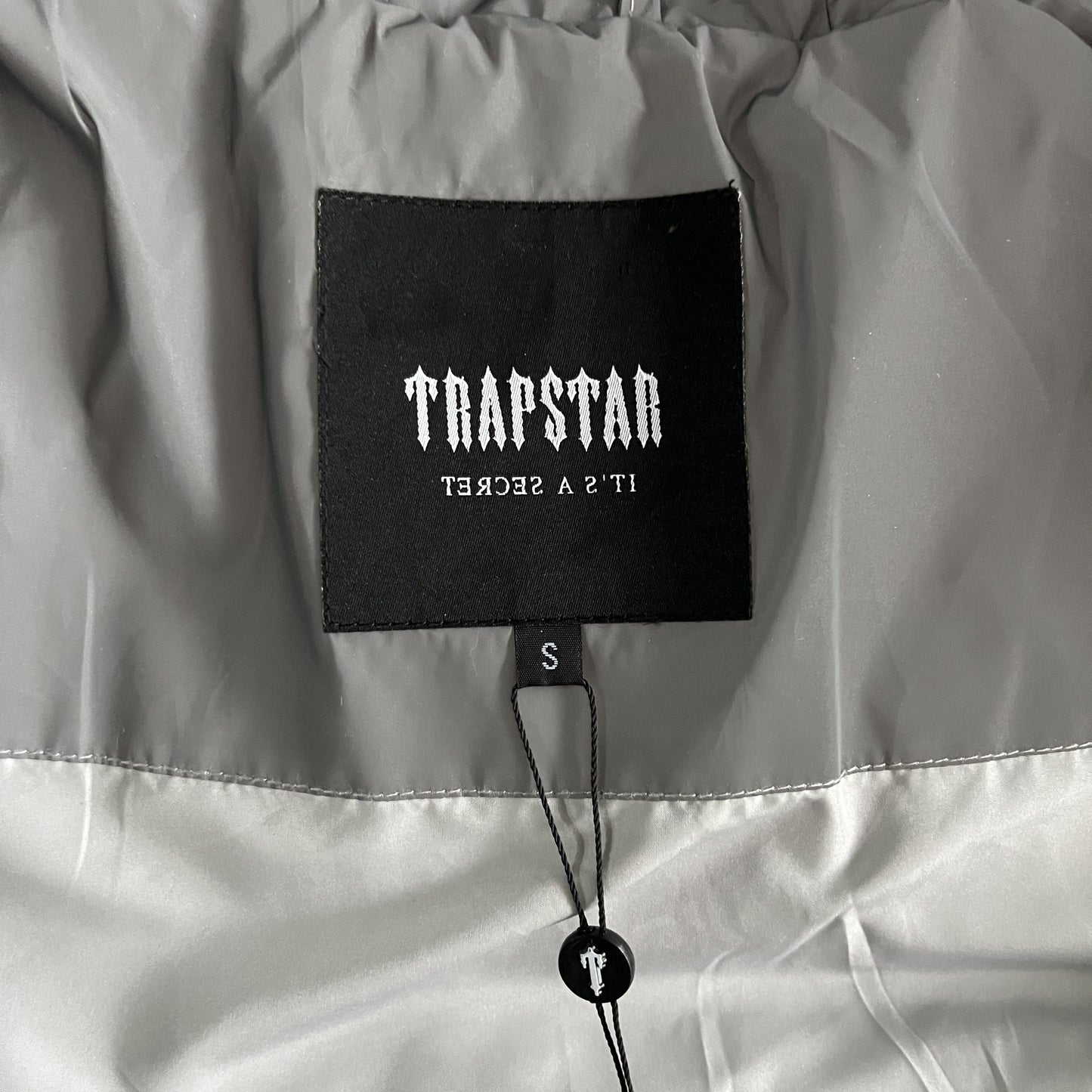 Trapstar Women Reflectorizant Geacă - prezentare produs