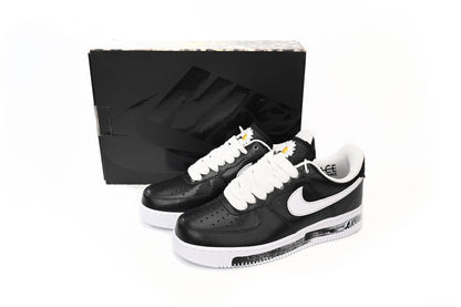 Peaceminusone X Nike Air Force Para Noise - prezentare produs