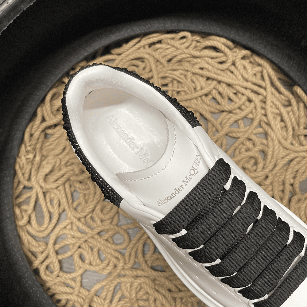 Alexander Mcqueen 34 - prezentare produs