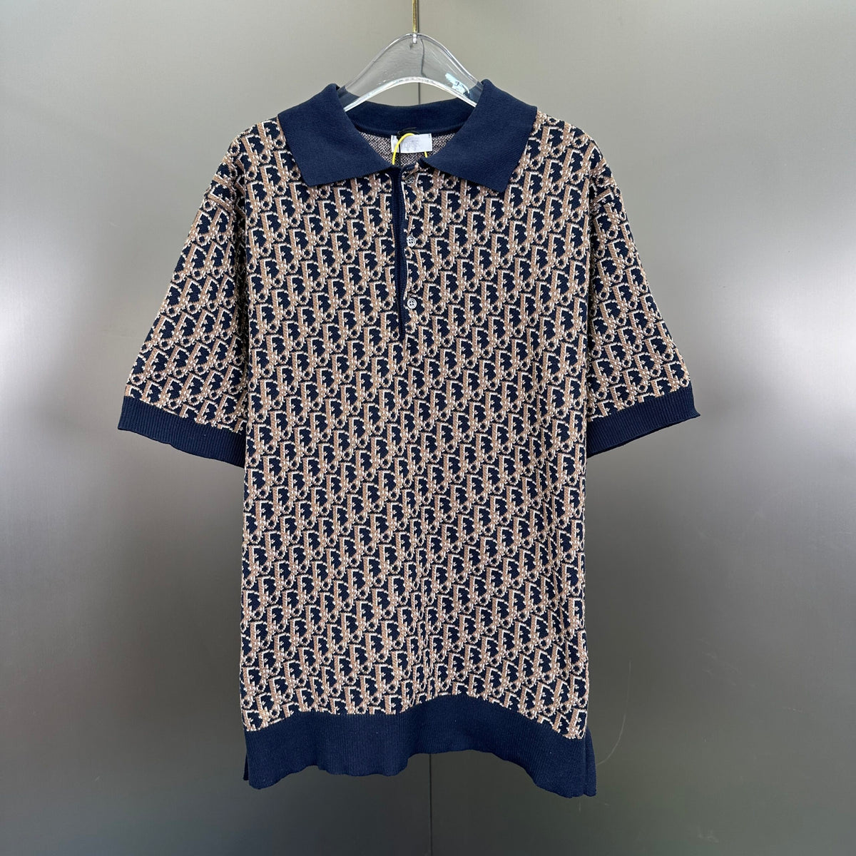 Dior Tricou Exclusive - prezentare produs