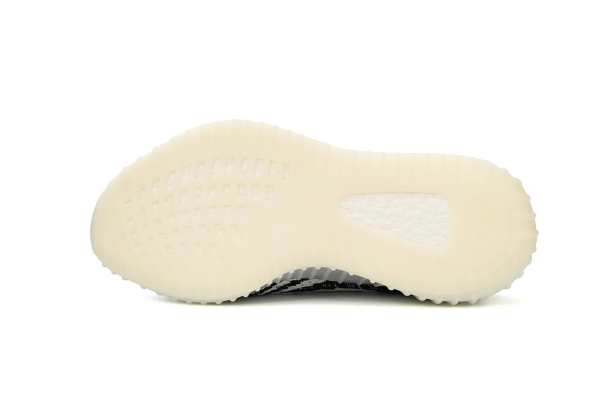 Adidas Yeezy Yeezy 350 V2 Zebra - prezentare produs