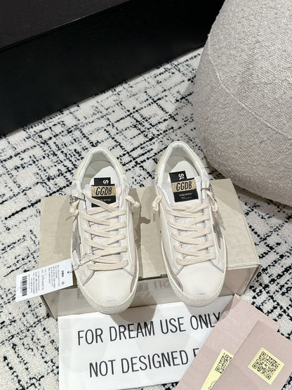 Golden Goose Deluxe G10 Pantofi sport - prezentare produs