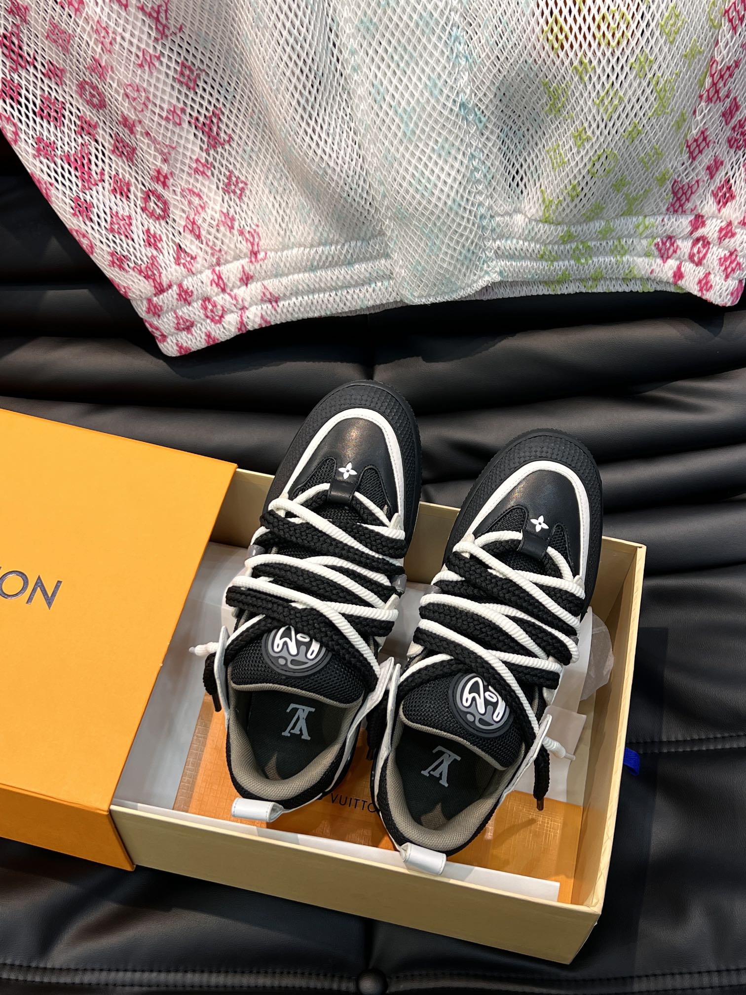Louis Vuitton LV Skate Negru Alb Pantofi sport - prezentare produs