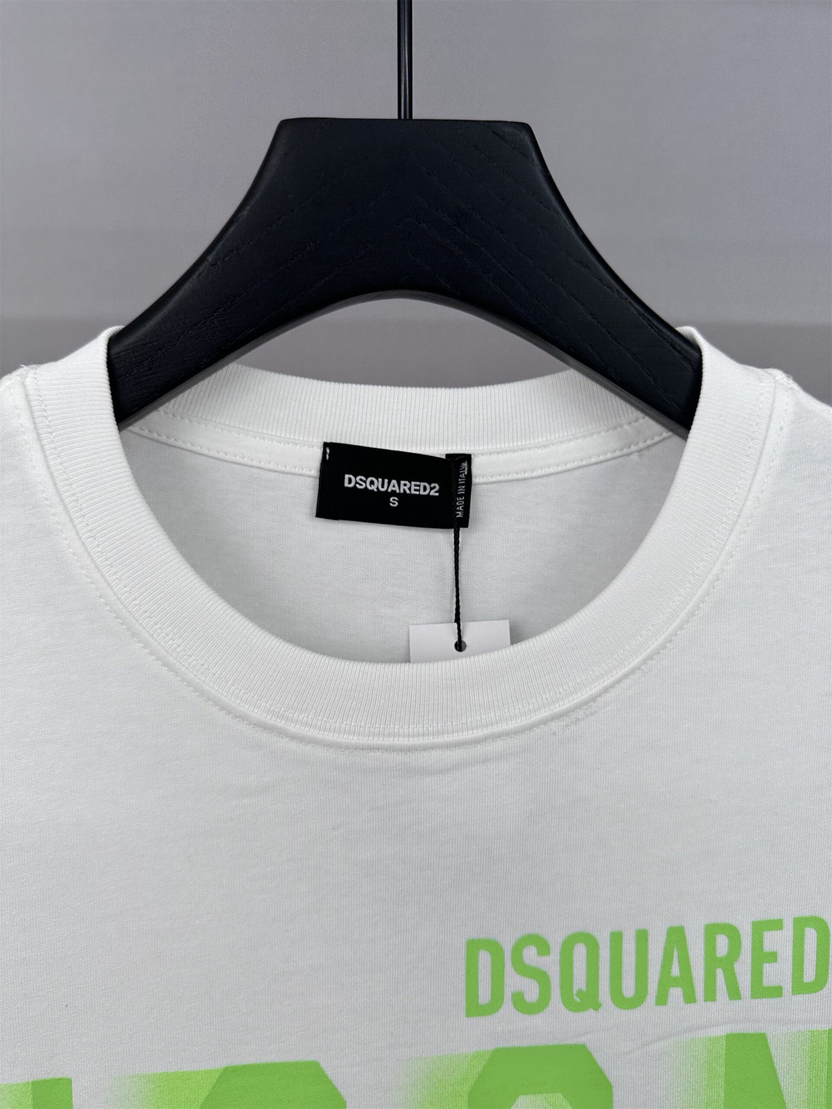Dsquared2 T Cămașă Dt047 - prezentare produs