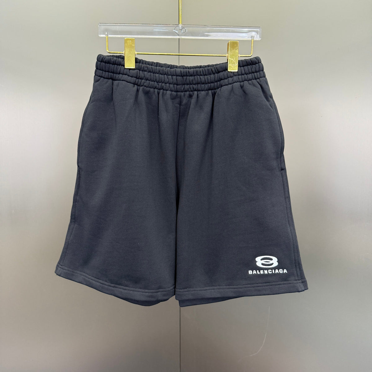 Balenciaga Short Exclusive Șorturi - prezentare produs