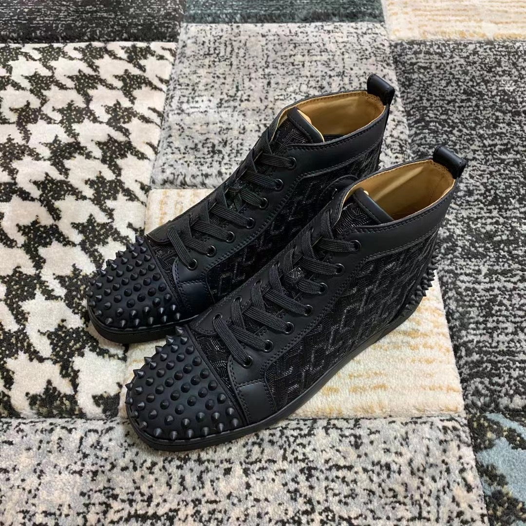 Christian Louboutin Negru Pattern Spikes High - prezentare produs