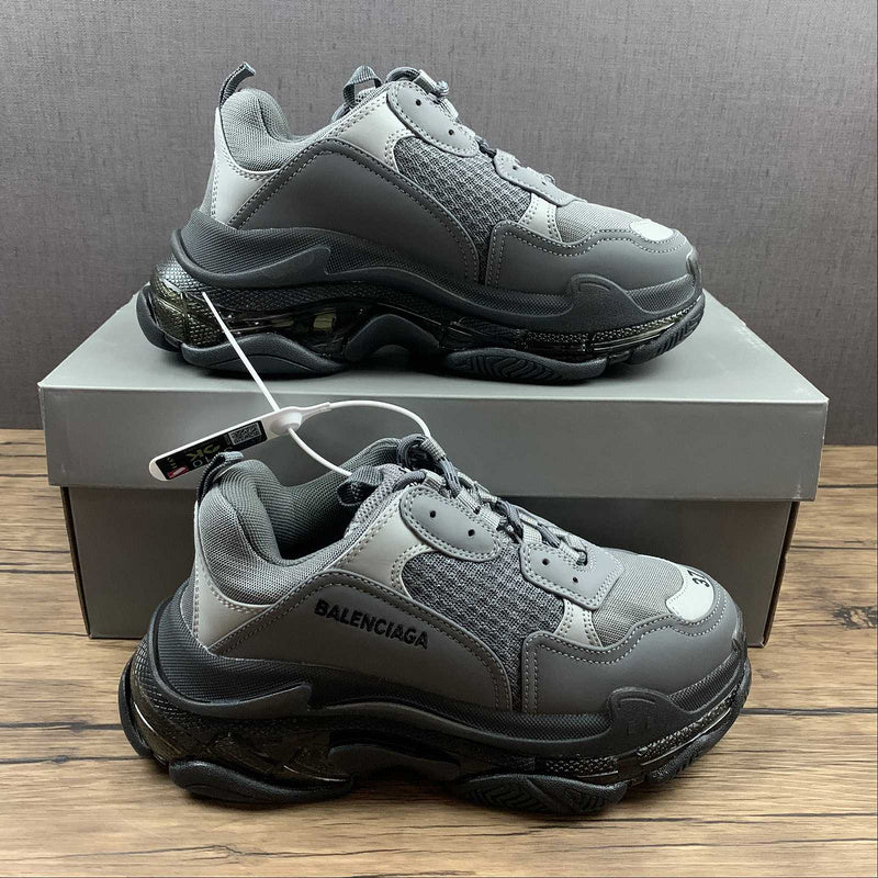 Balenciaga Triple S Gri Negru Sole Pantofi sport - prezentare produs