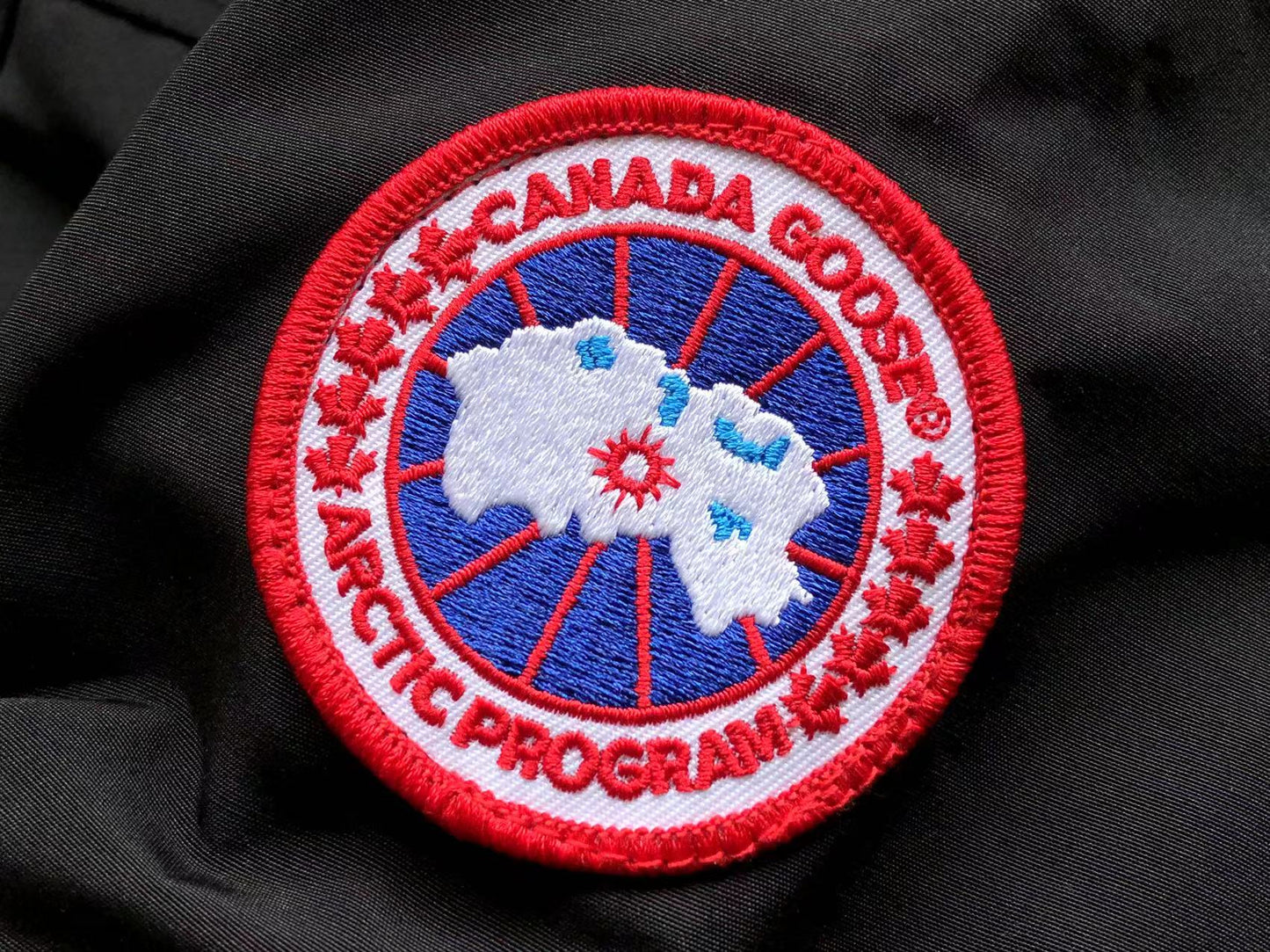 Canada Goose Down Geacă - prezentare produs