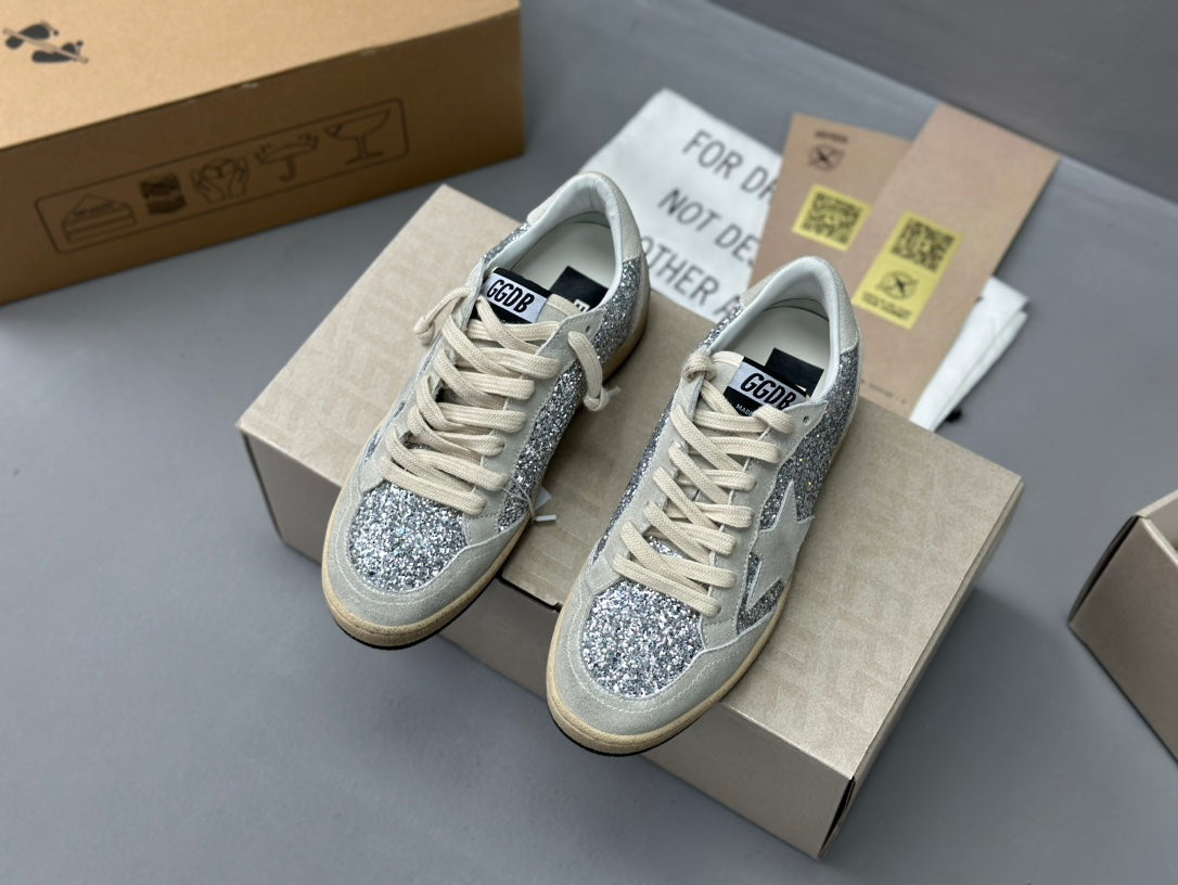 Golden Goose Deluxe G42 Pantofi sport - prezentare produs