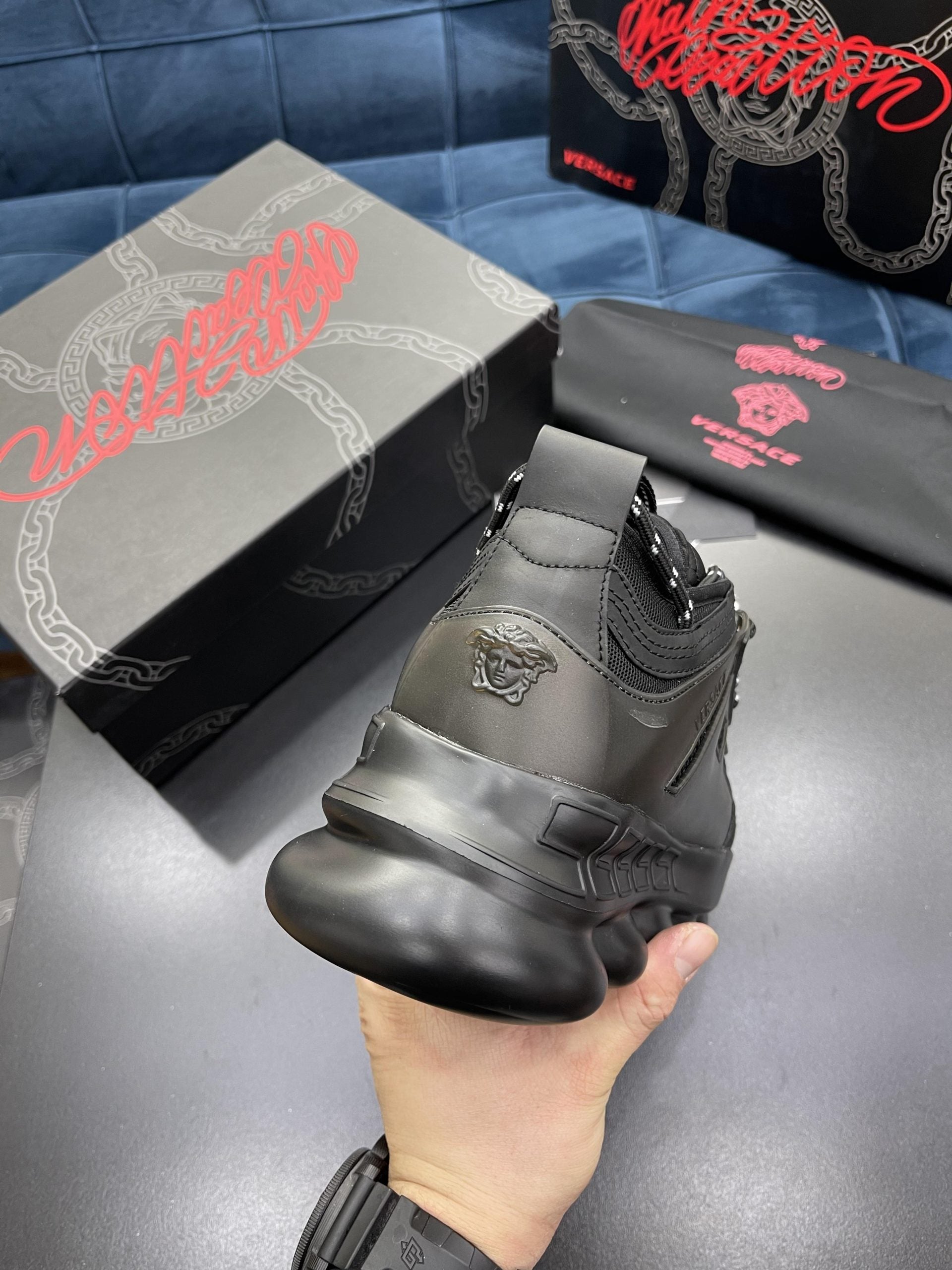 Versace Chain Reaction Full Negru Pantofi sport - prezentare produs