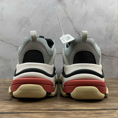 Balenciaga Triple S Argintiu - prezentare produs