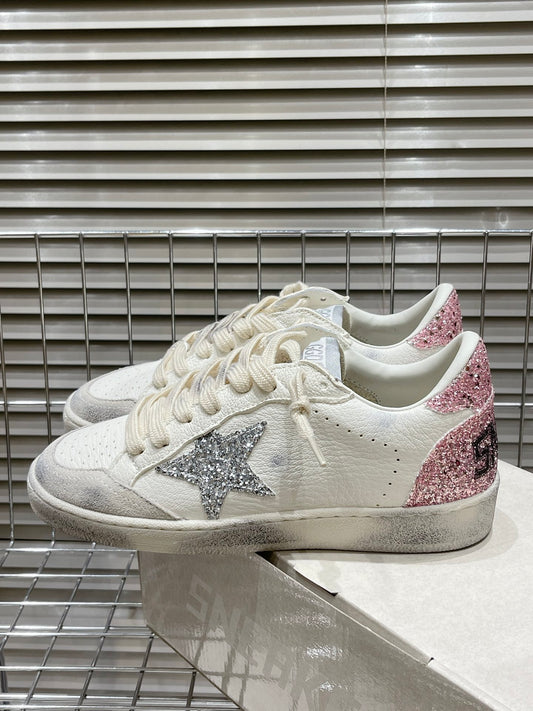 Golden Goose Deluxe G69 - prezentare produs