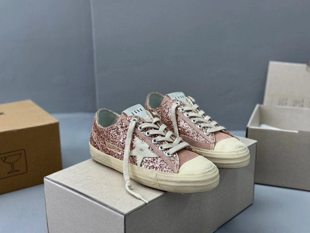 Golden Goose Deluxe G28 - prezentare produs