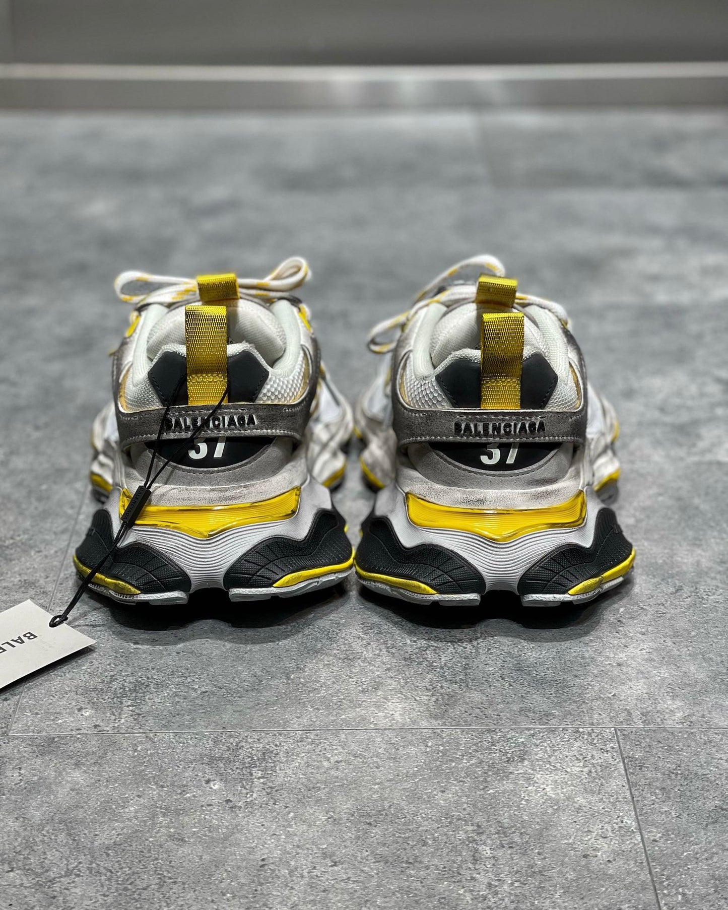 Balenciaga Cargo Galben - prezentare produs