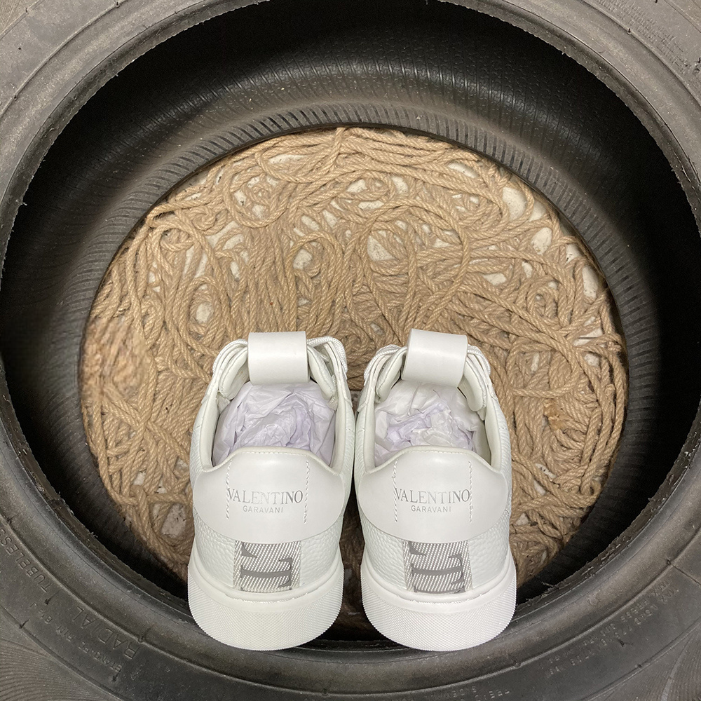 Valentino V7TN Trainers Alb Maro - prezentare produs