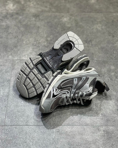 Balenciaga X Pande Gri Pantofi sport - prezentare produs