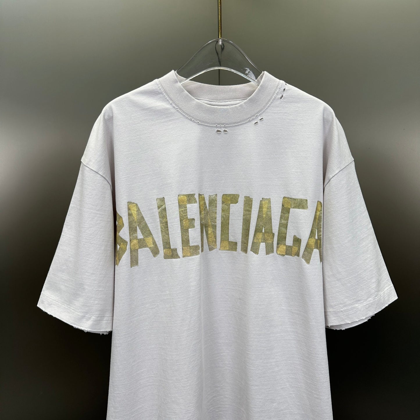 Balenciaga T Cămașă Exclusive - prezentare produs