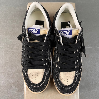 Golden Goose Deluxe G33 - prezentare produs
