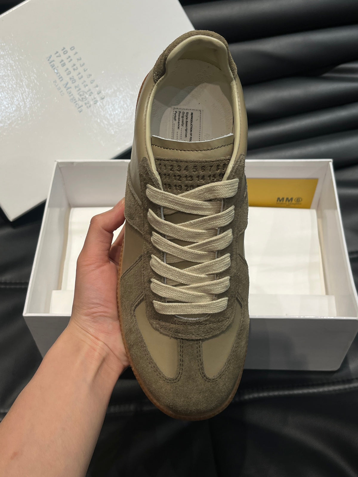 Maison Margiela Trainers Earth - prezentare produs
