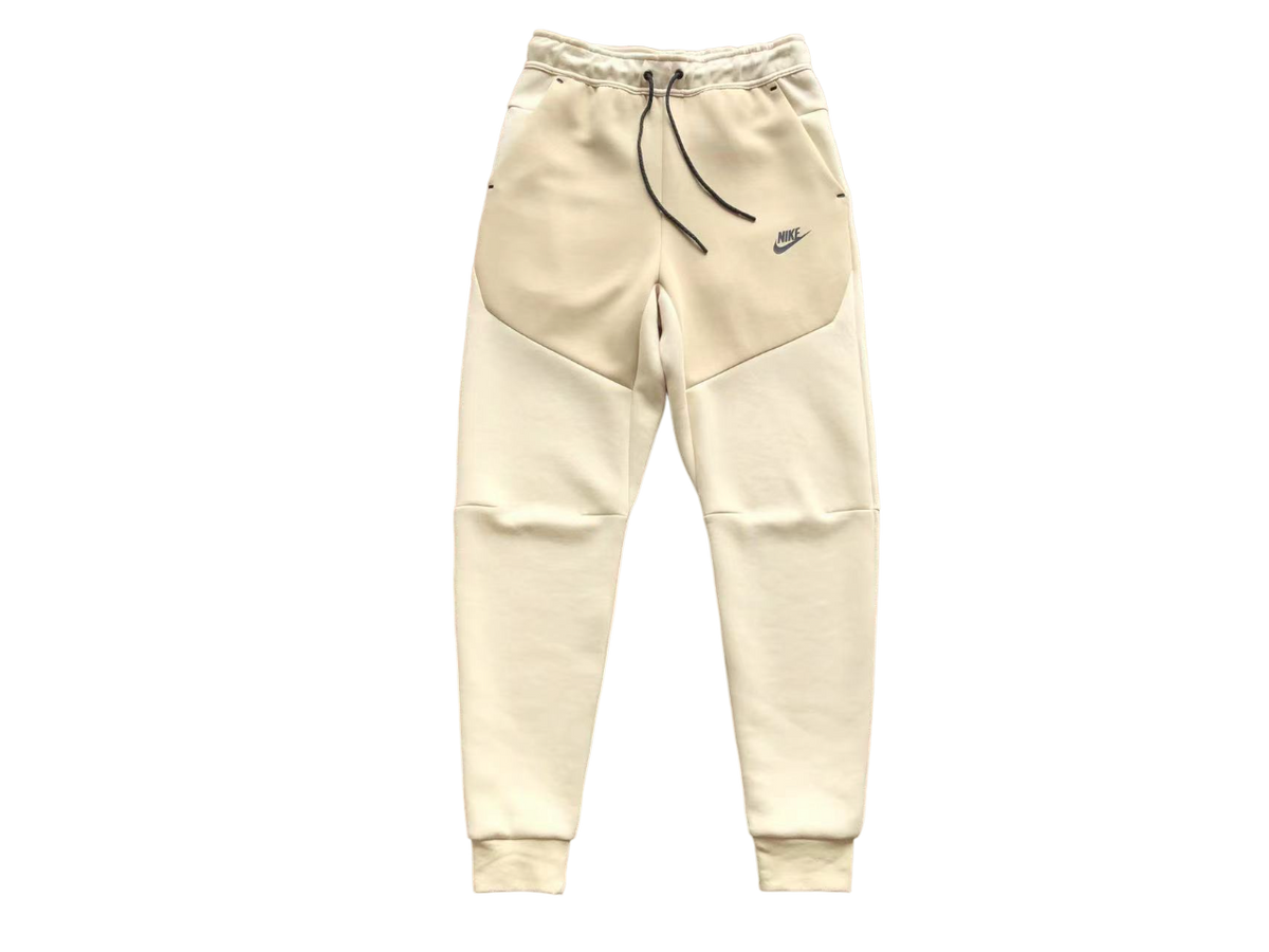Nike Tech Fleece Crem Fleece - prezentare produs