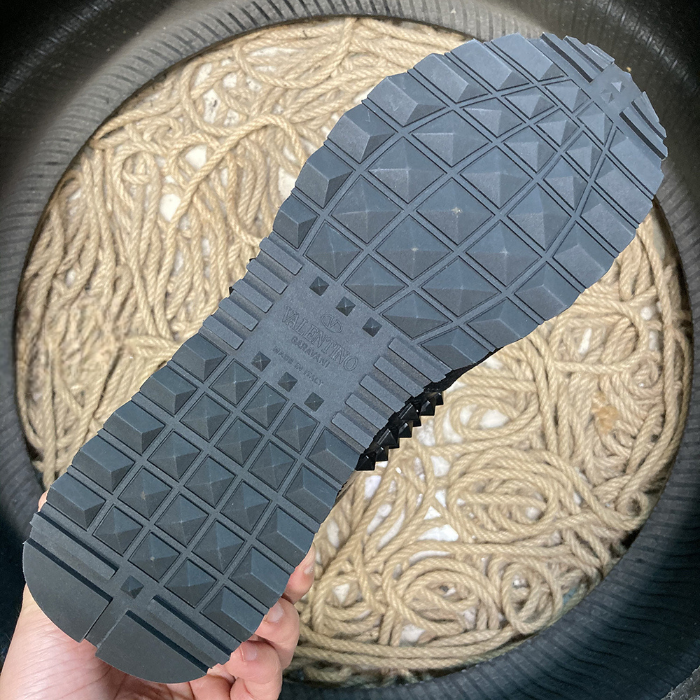 Valentino Rockrunner Camouflage - prezentare produs