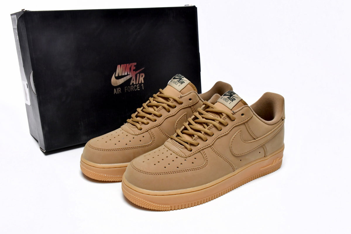 Nike Air Force 1 In - prezentare produs