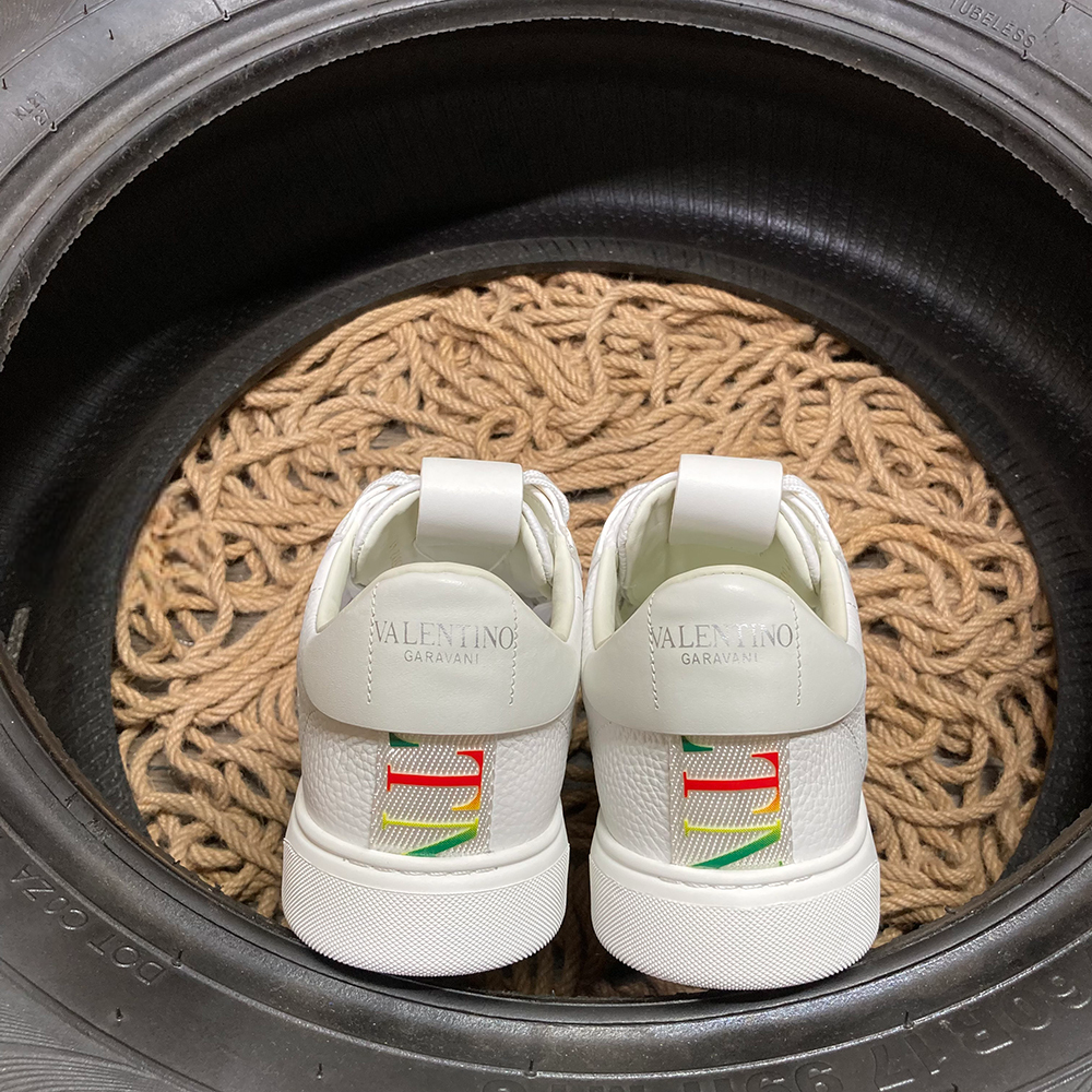 Valentino V7TN Trainers Alb - prezentare produs