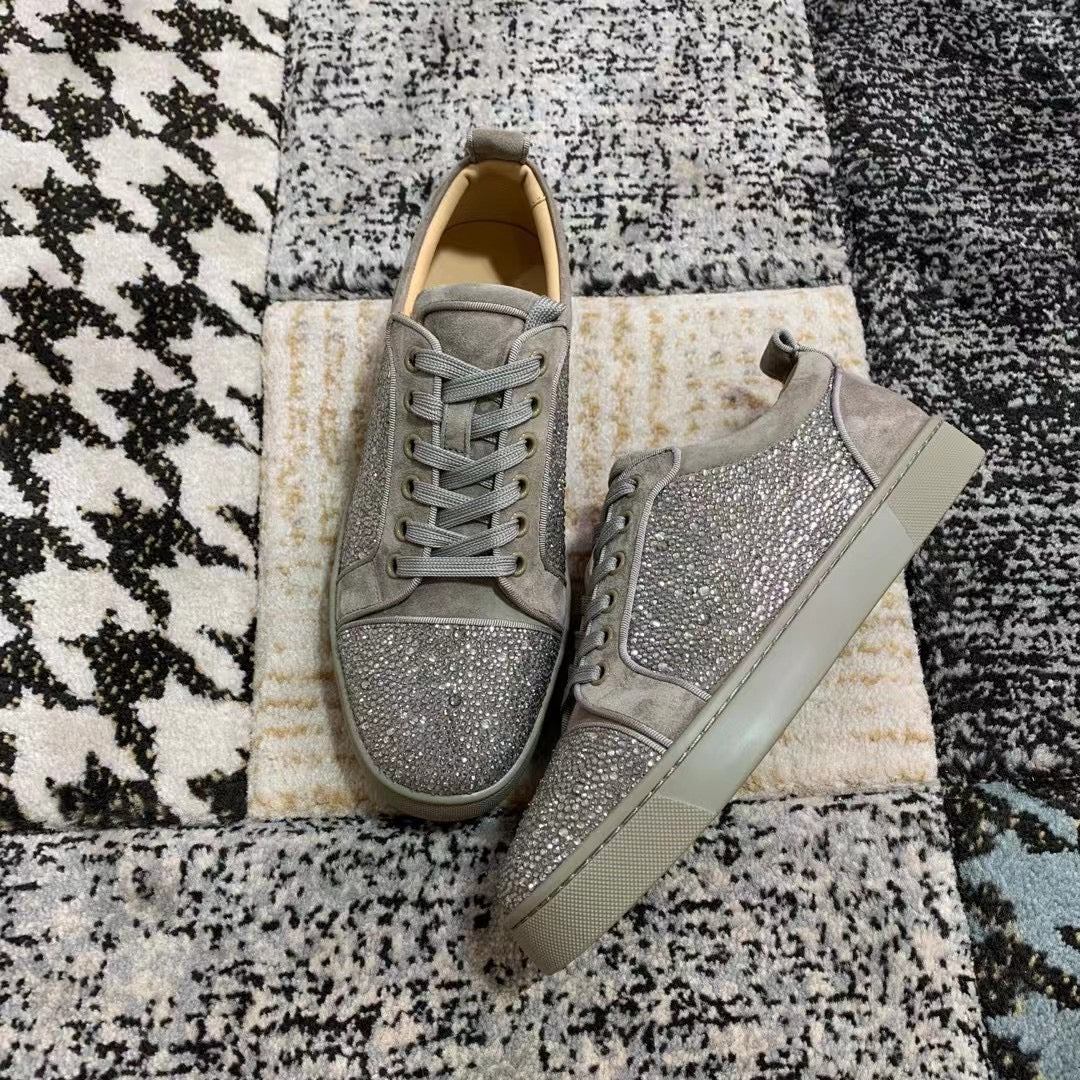 Christian Louboutin Clasic Diamonds Low - prezentare produs