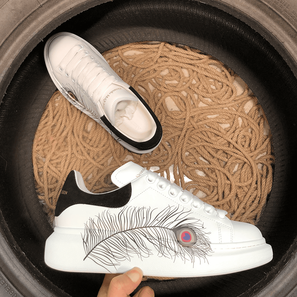 Alexander McQueen M14 - prezentare produs