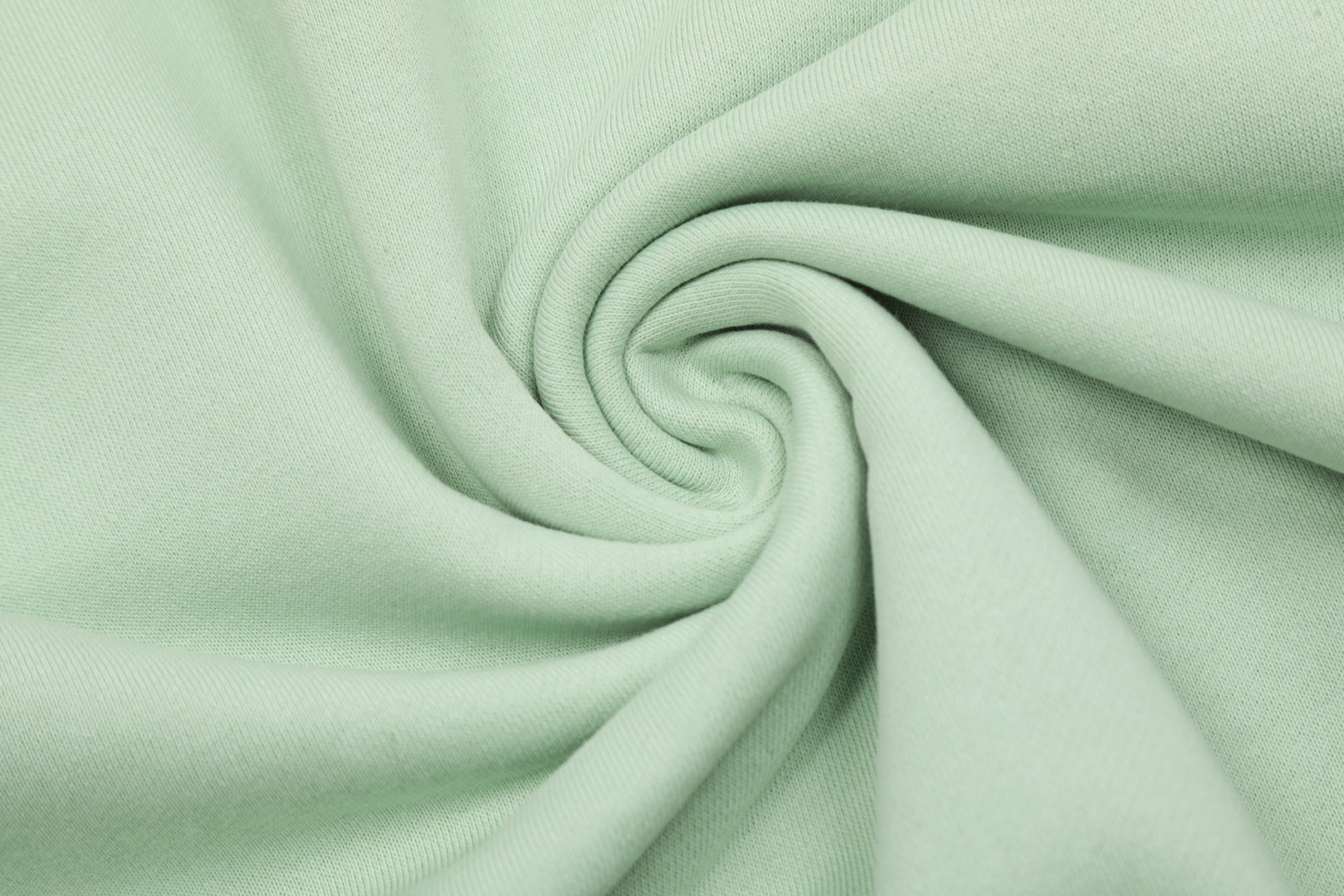 Ami Paris Pulover Light Verde - prezentare produs