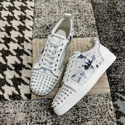 Christian Louboutin Alb Low Spikes - prezentare produs