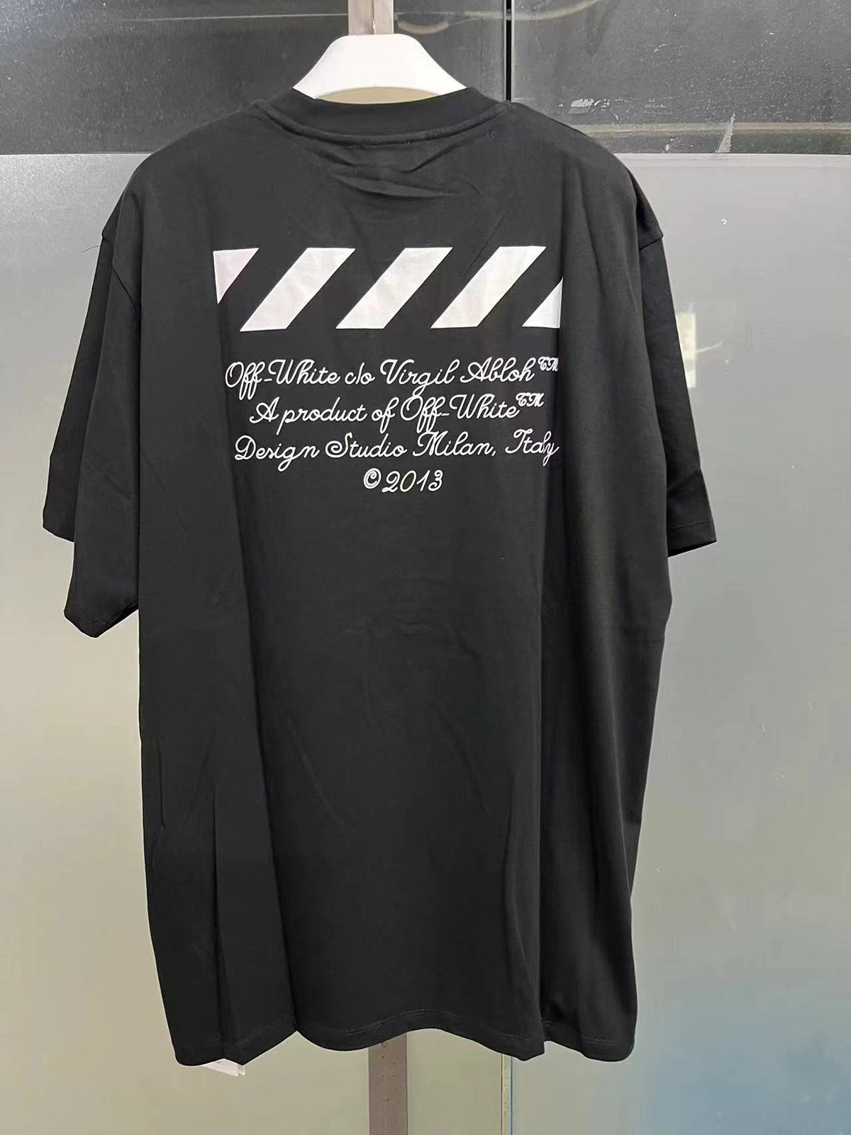 Off-White Off-White T Cămașă F10 - prezentare produs