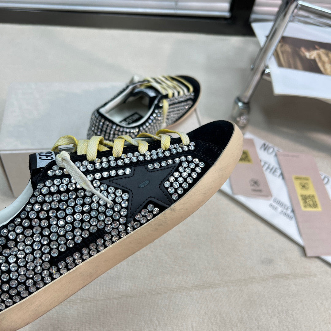 Golden Goose Deluxe G12 - prezentare produs