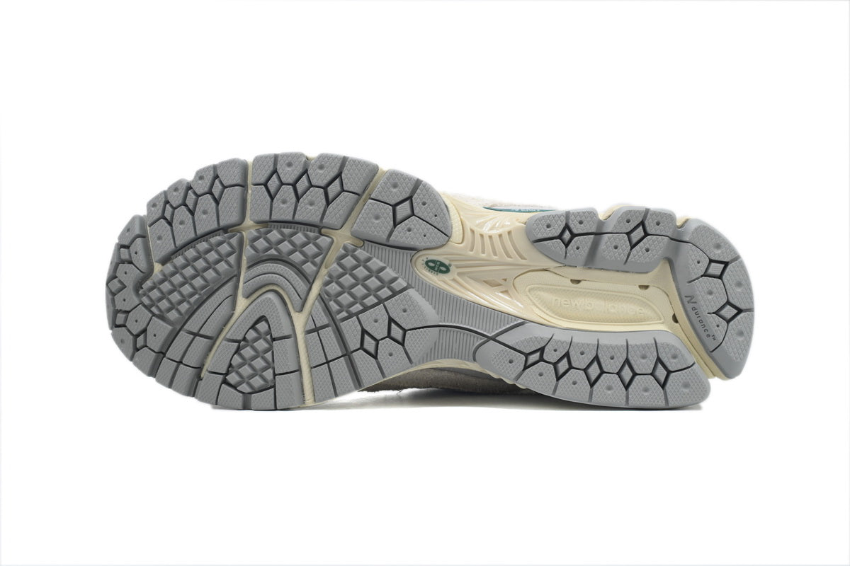 New Balance 2002r - prezentare produs