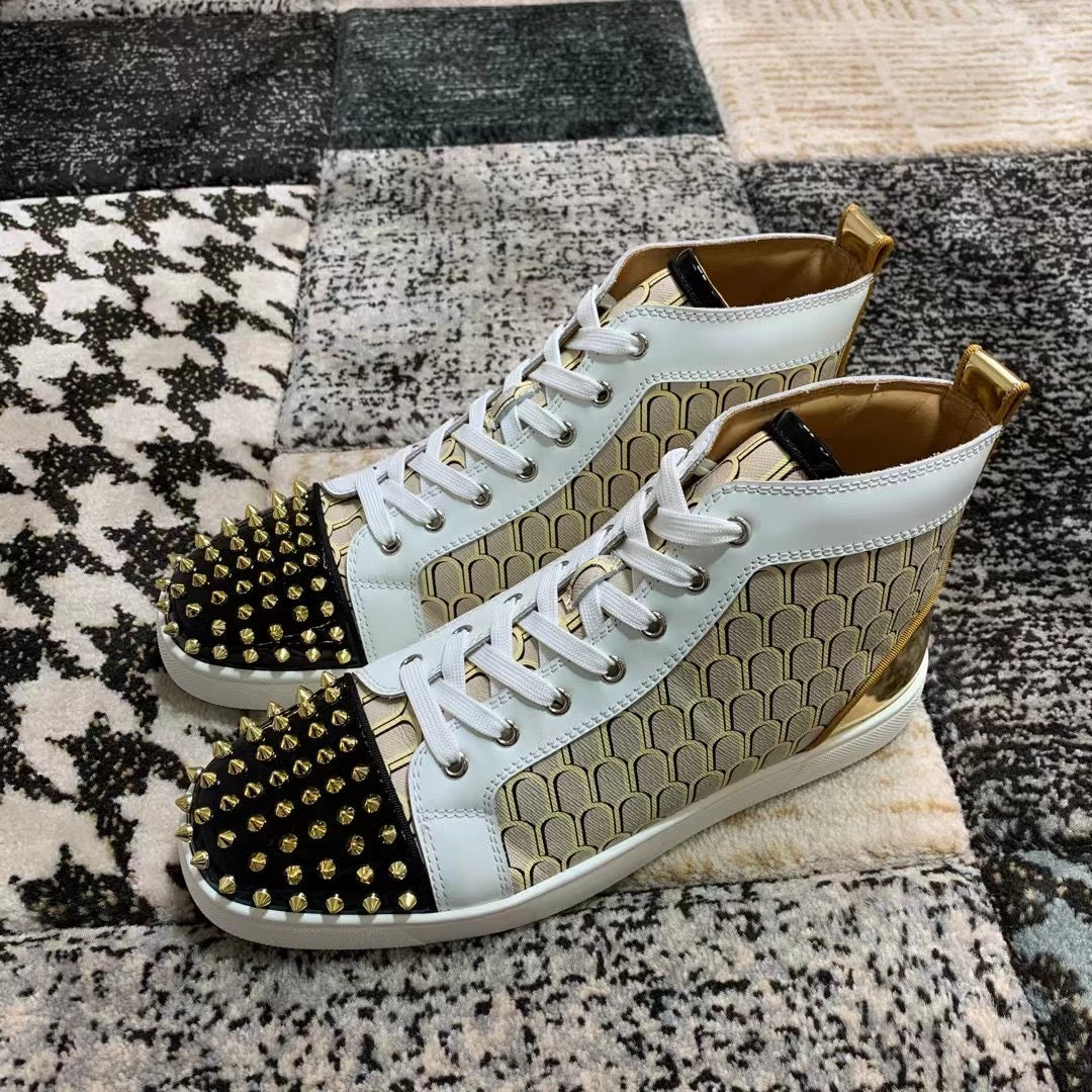 Christian Louboutin Crem Auriu Spikes High - prezentare produs