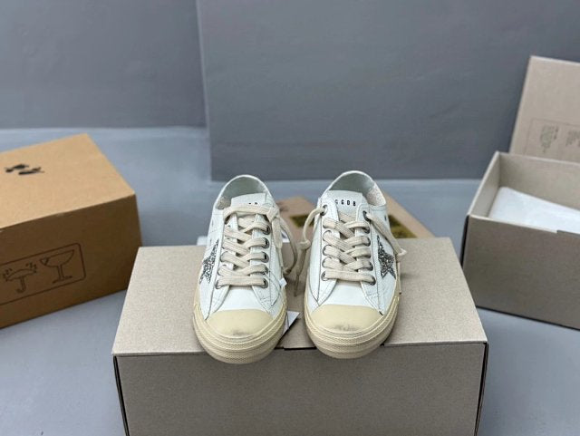 Golden Goose Deluxe G29 - prezentare produs