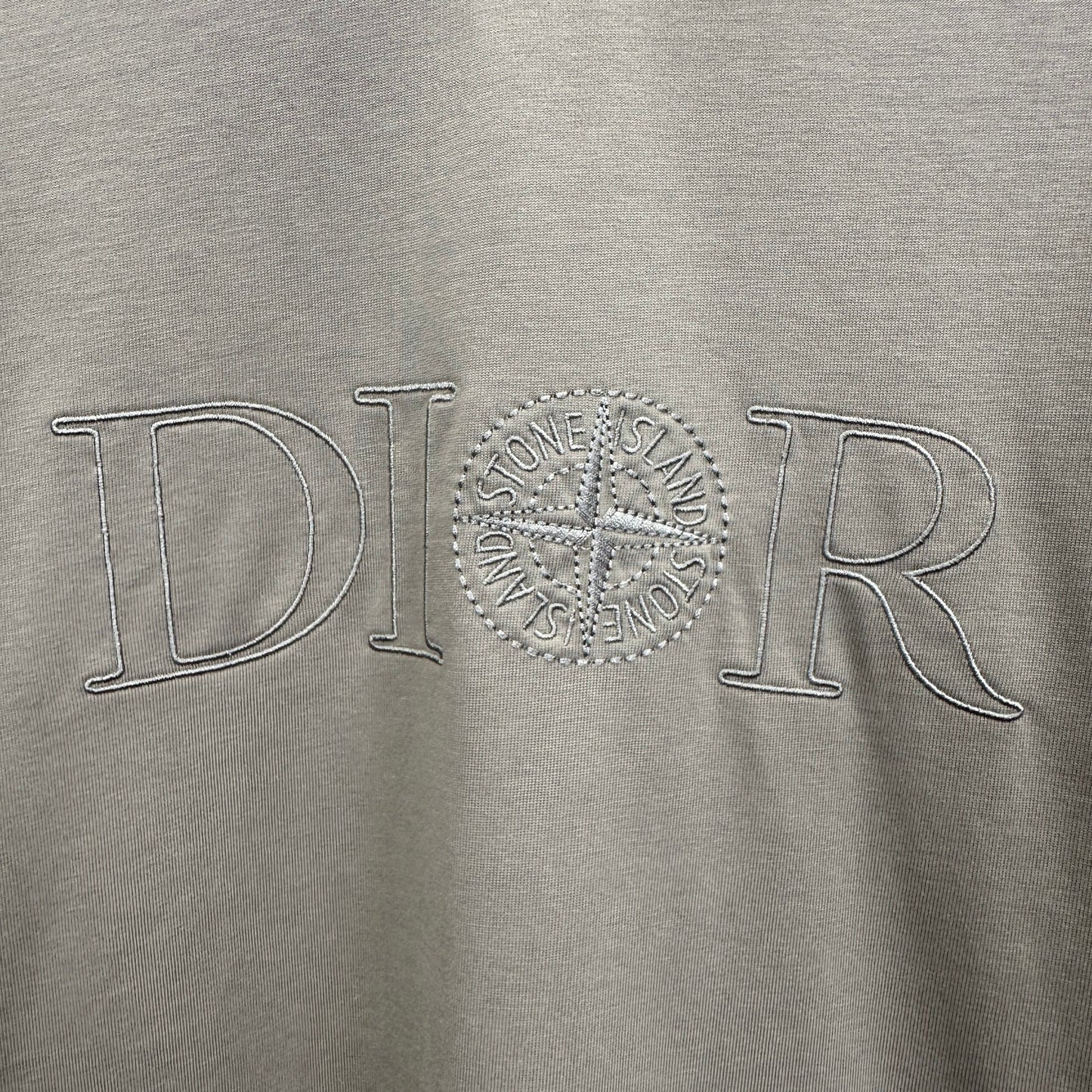Dior T Cămașă Exclusive - prezentare produs