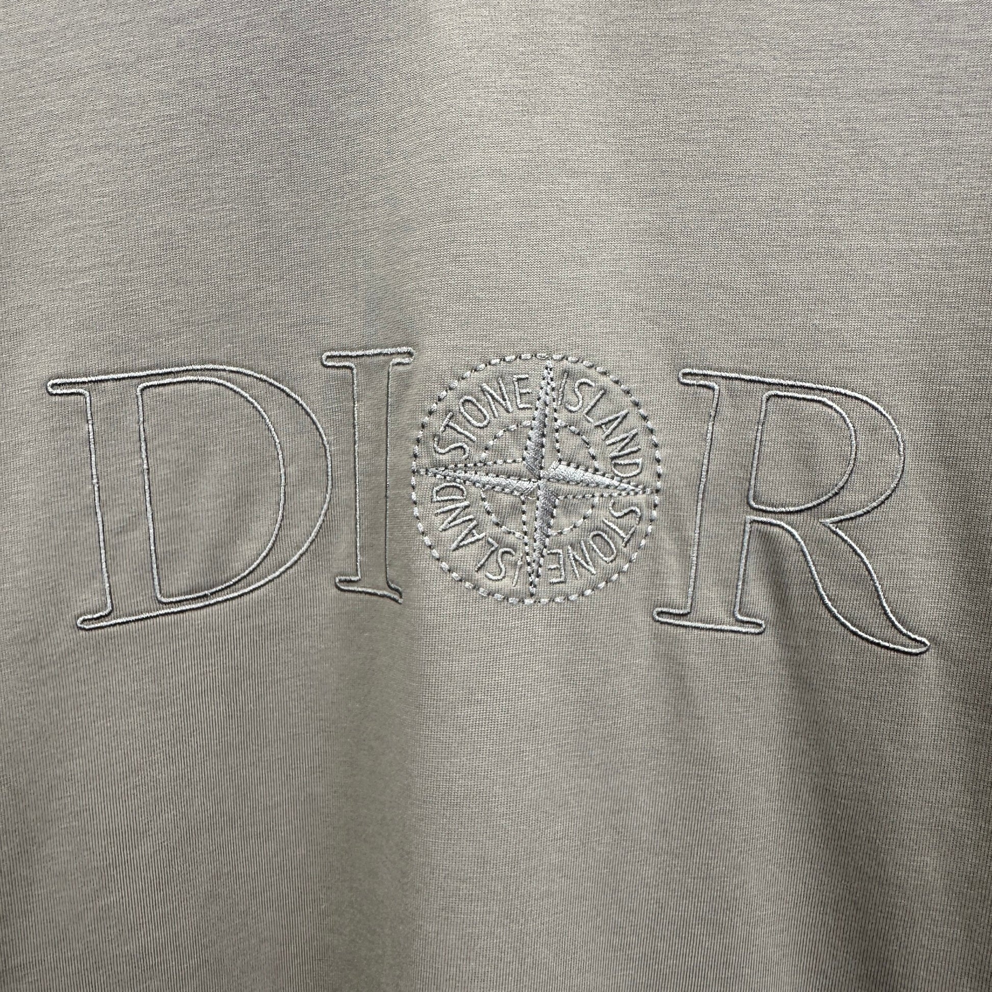 Dior T Cămașă Exclusive - prezentare produs